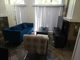 985 Richards St in Vancouver, BC - Building Photo