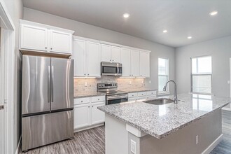 1324 Mayberry St in Odessa, TX - Building Photo - Building Photo