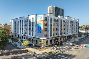Ashley Square in Jacksonville, FL - Building Photo
