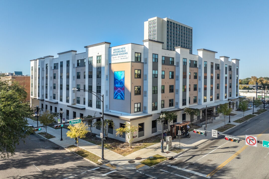 Ashley Square in Jacksonville, FL - Foto de edificio