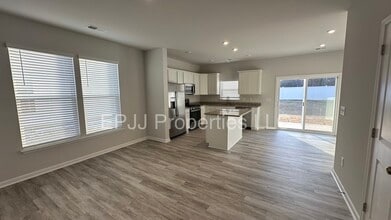 141 Randwick Ln in Greer, SC - Building Photo - Building Photo