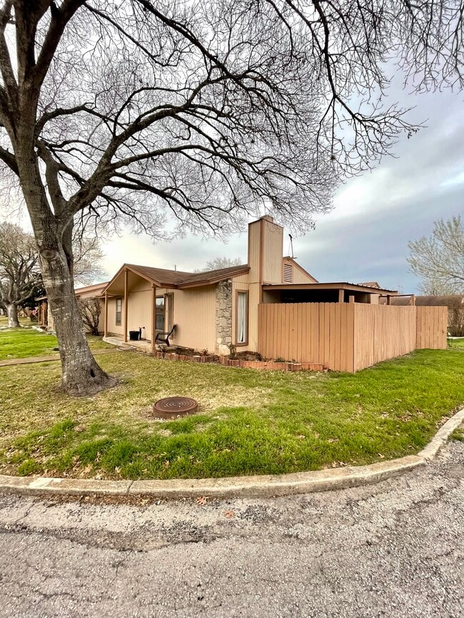 property at 1051 Country Club Dr