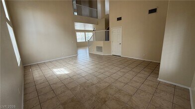 8101 Yellow Daisy Ave in Las Vegas, NV - Building Photo - Building Photo