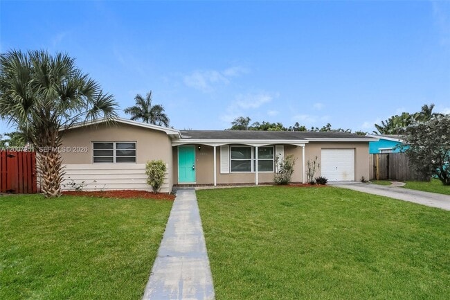 property at 2720 SW 18th St