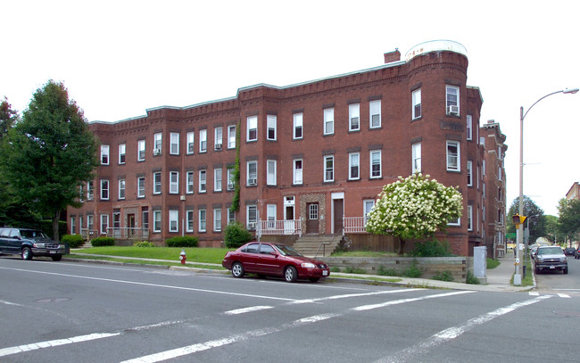 177-187 Beech St in Holyoke, MA - Building Photo - Building Photo