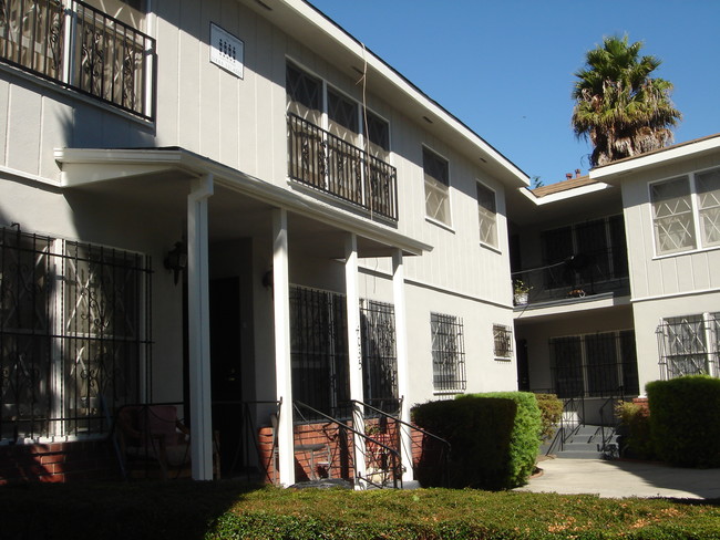 4035 Coco Ave in Los Angeles, CA - Building Photo - Building Photo