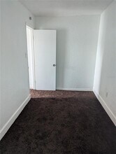 1651 32nd Ave N in St. Petersburg, FL - Building Photo - Building Photo