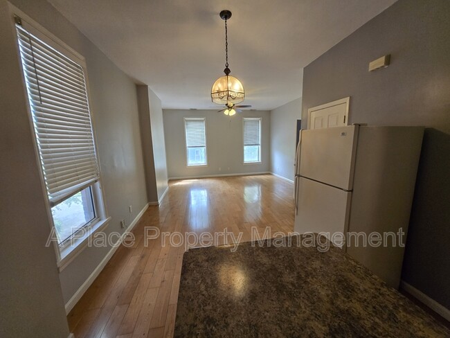 property at 3113 Magnolia Ave