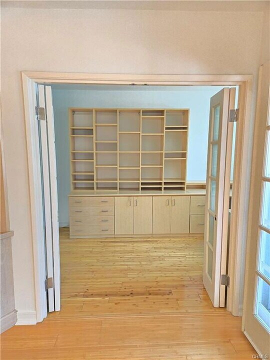 901 10th St in Santa Monica, CA - Building Photo