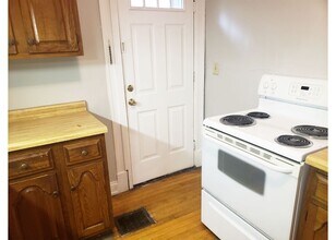 3204 Bishop St in Cincinnati, OH - Building Photo - Building Photo