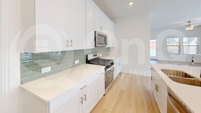 522 Blanton St in McKinney, TX - Building Photo - Building Photo