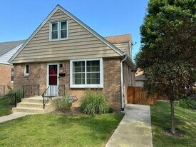 2936 S Clement Ave in Milwaukee, WI - Building Photo