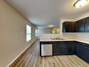 7938 Hydrangea Ct in Indianapolis, IN - Building Photo - Building Photo