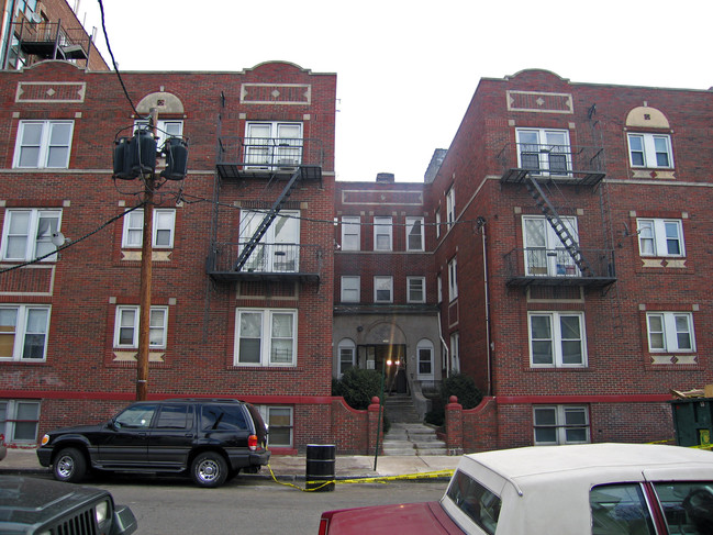 657-663 E 23rd St in Paterson, NJ - Building Photo - Building Photo