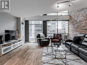 1029 King St W in Toronto, ON - Building Photo - Building Photo
