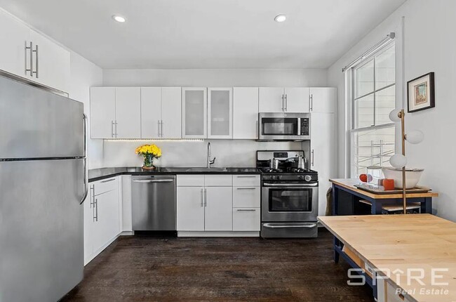 property at 10-22-22 47th Ave