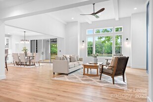 106 Arbor Dr in Waxhaw, NC - Building Photo