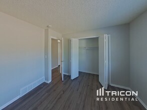 3250 Mirage Dr in Colorado Springs, CO - Building Photo - Building Photo