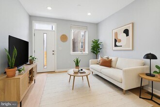 2548 Arcadia St in Philadelphia, PA - Building Photo - Building Photo