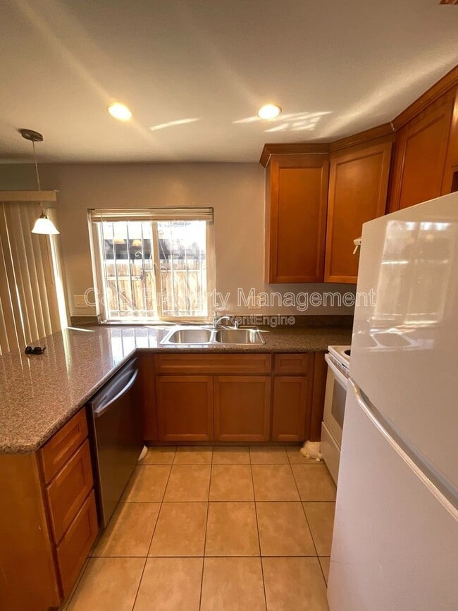 property at 292 Grecia Ct