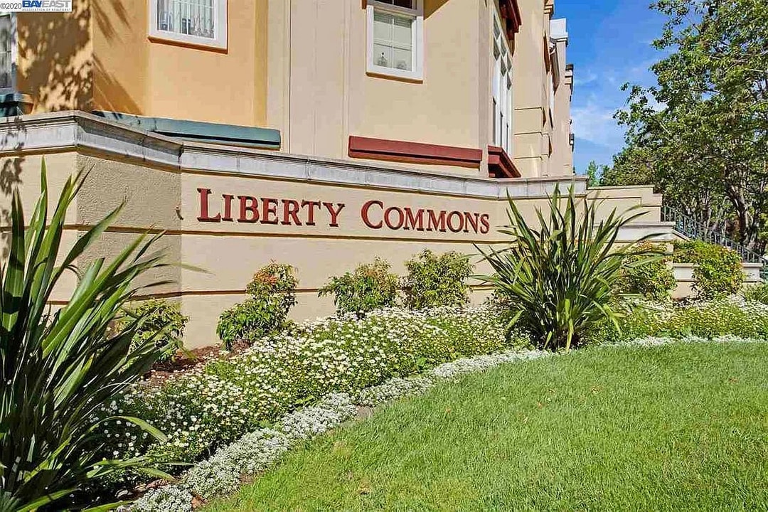 3586 Fitzsimmons Cmn in Fremont, CA - Building Photo