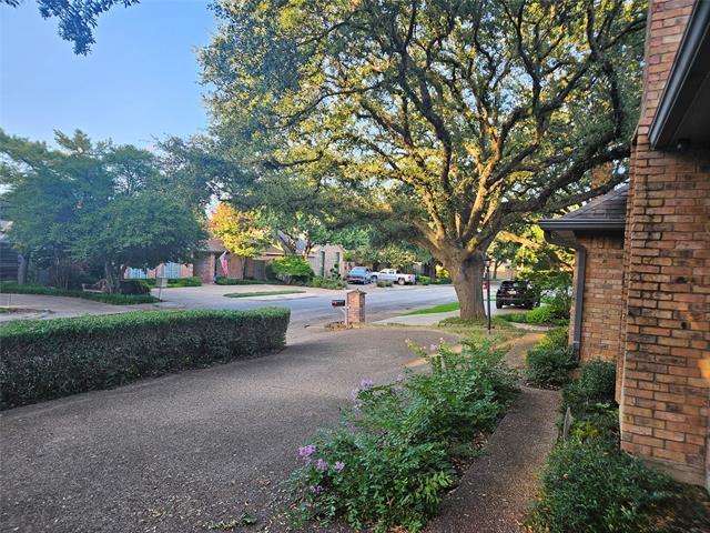 7006 Deloache Ave in Dallas, TX - Foto de edificio - Building Photo