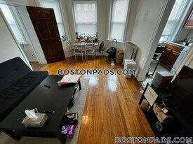 248 Kelton St, Unit 8 in Boston, MA - Building Photo
