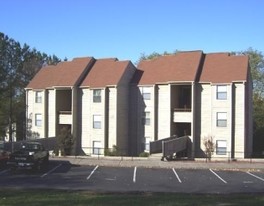 Pilot View Apartments