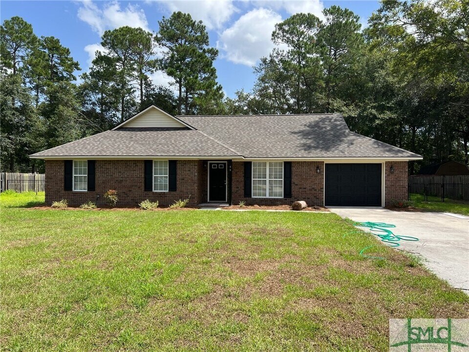 44 Oak Ridge Cir in Rincon, GA - Building Photo