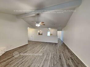 13942 Towneway Dr in Sugar Land, TX - Foto de edificio - Building Photo