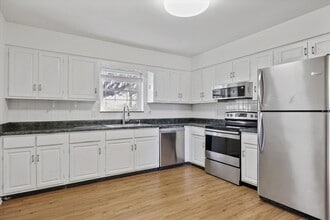 930 Corning Rd in Knoxville, TN - Building Photo - Building Photo