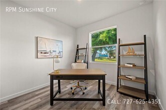 402 NW 7th Ave in Cape Coral, FL - Building Photo - Building Photo