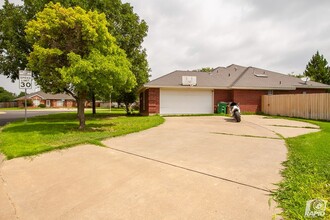 5827 Dominion Ridge Cir in San Angelo, TX - Building Photo - Building Photo