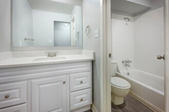 Reserve at Water Tower Village in Arvada, CO - Foto de edificio - Building Photo
