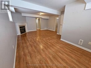 8 Heritage Ct in Barrie, ON - Building Photo - Building Photo