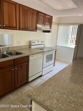 243 Seaport Blvd in Cape Canaveral, FL - Building Photo - Building Photo