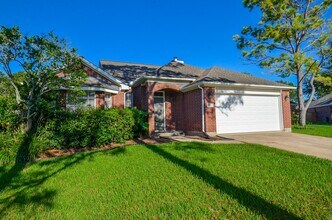 811 Spring Valley Ct in Sugar Land, TX - Building Photo - Building Photo