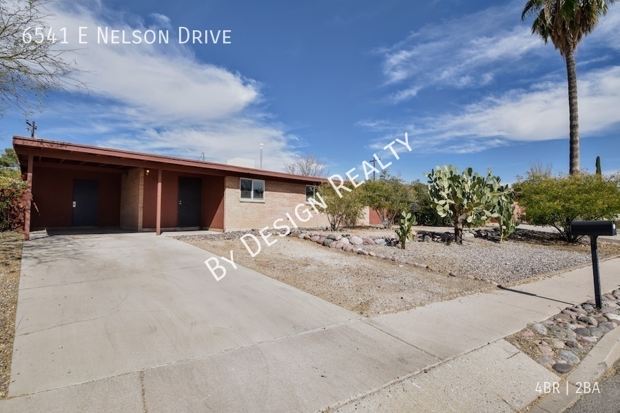 6541 E Nelson Dr in Tucson, AZ - Building Photo