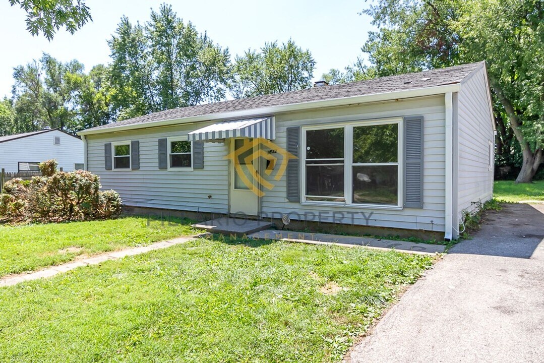 2832 Manlove Ave in Indianapolis, IN - Building Photo