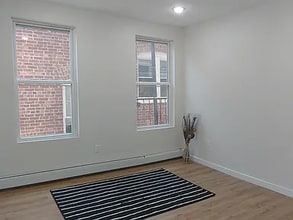 173 Van Nostrand Ave, Unit 2 in Jersey City, NJ - Building Photo - Building Photo