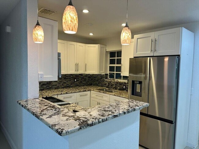 104 NE 16th Ave in Boynton Beach, FL - Building Photo - Building Photo