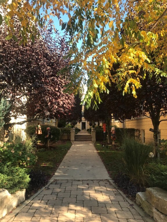 922 Hinman Ave Apartments and Nearby Evanston Apartments For Rent