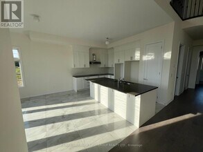 12 Blue Heron Dr in Quinte West, ON - Building Photo - Building Photo