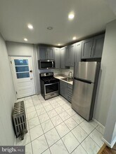 430 E Auburn St in Philadelphia, PA - Building Photo - Building Photo