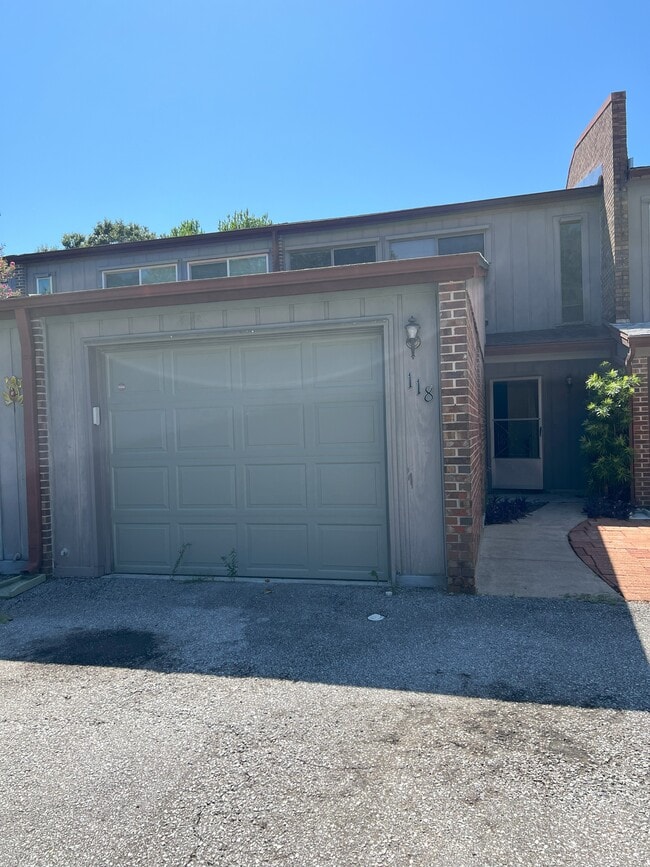 118 Opp Blvd NE in Fort Walton Beach, FL - Building Photo - Building Photo