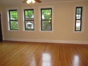 1079 Terrace Dr in Richmond Heights, MO - Building Photo - Building Photo