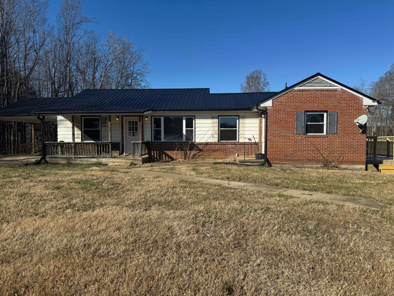 4407 Figsboro Rd in Martinsville, VA - Building Photo