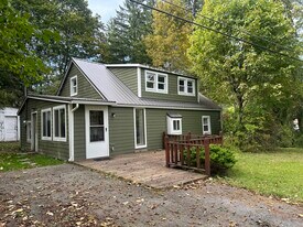 176 Ridgecrest Rd in Ithaca, NY - Building Photo
