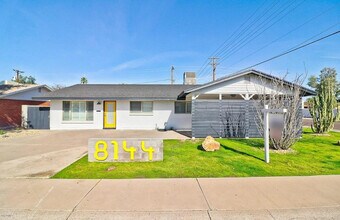 8144 E Fairmount Ave in Scottsdale, AZ - Building Photo - Building Photo