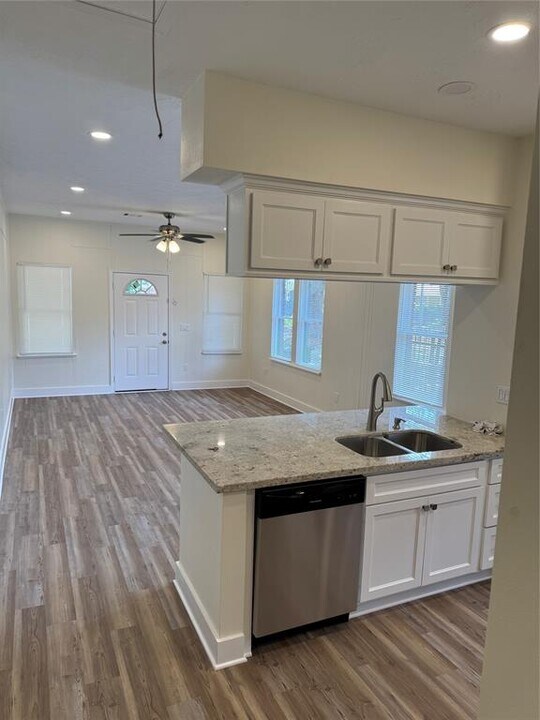 4317 Clay St in Houston, TX - Building Photo